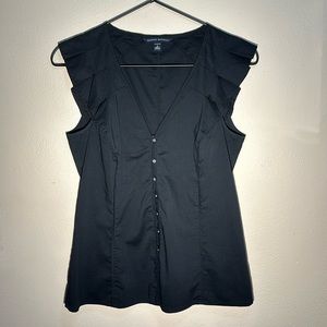 EUC Banana Republic black, deep v-neck MOP button down, flutter, fitted top sz 2